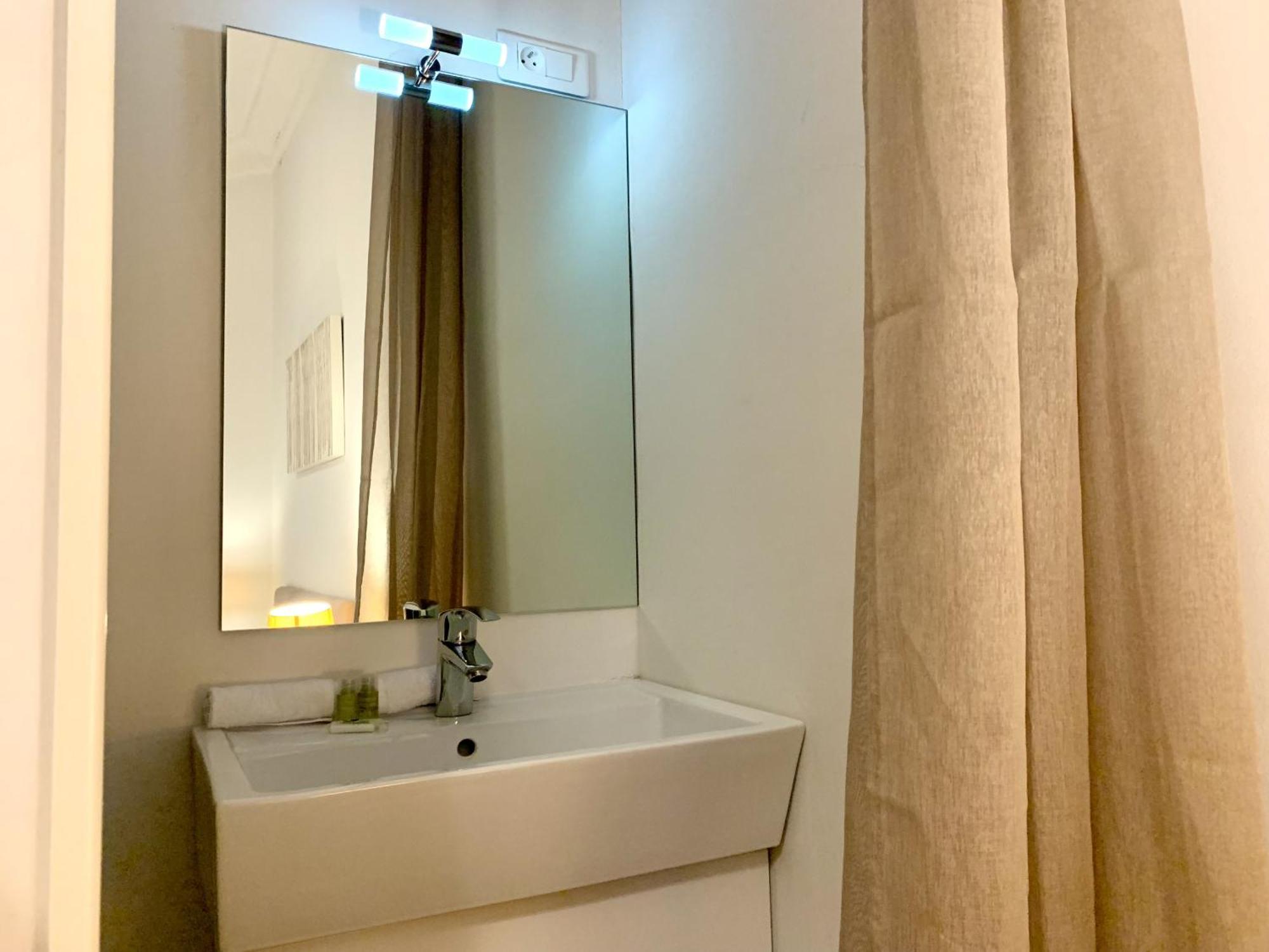 Aparthotel Riviera - 2 Minutes De La Plage - Exceptionnel 2 Chambres Ac - Balcon Meyerbeer 1 Niza Exterior foto